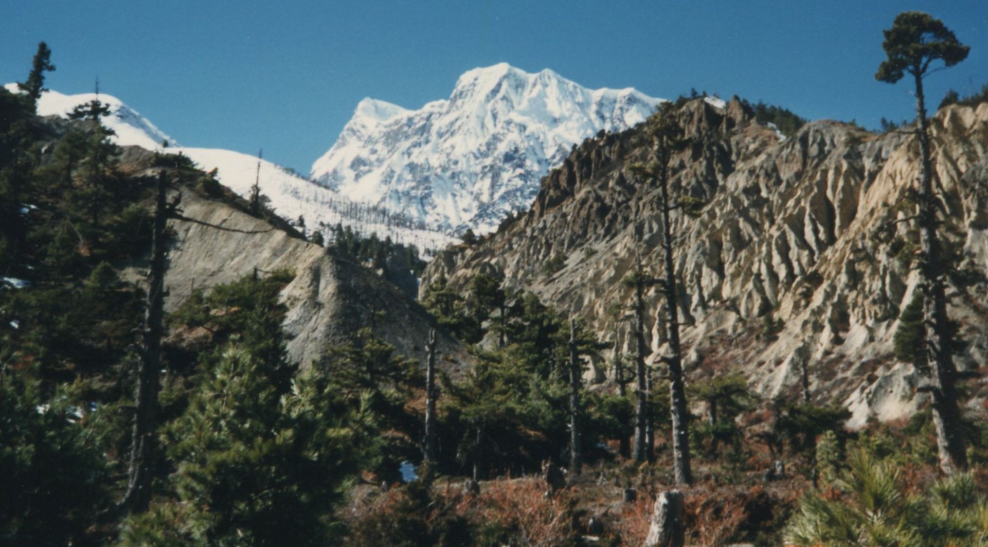 Manang Valley beneath the Annapurna Himal