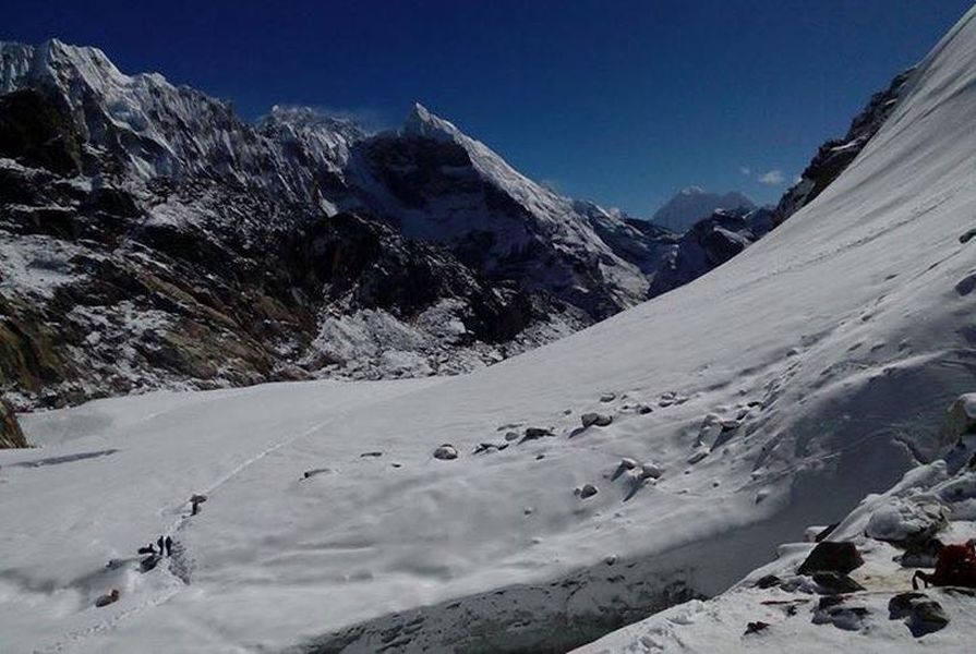 Lobuje Peak from Cho La