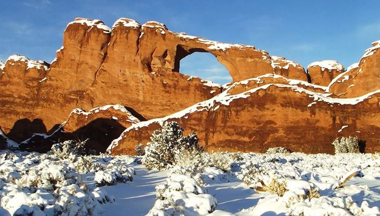 Skyline Arch in winter