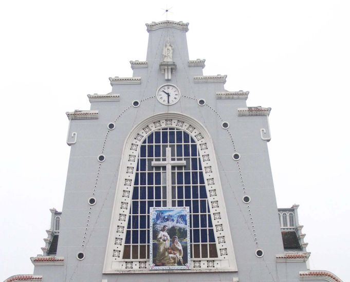 Notre Dame Cathedral ( Dong Chua Cuu The ) in Hue