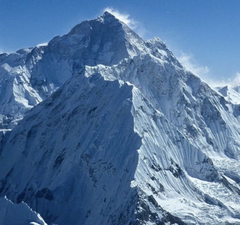 Makalu beyond Baruntse