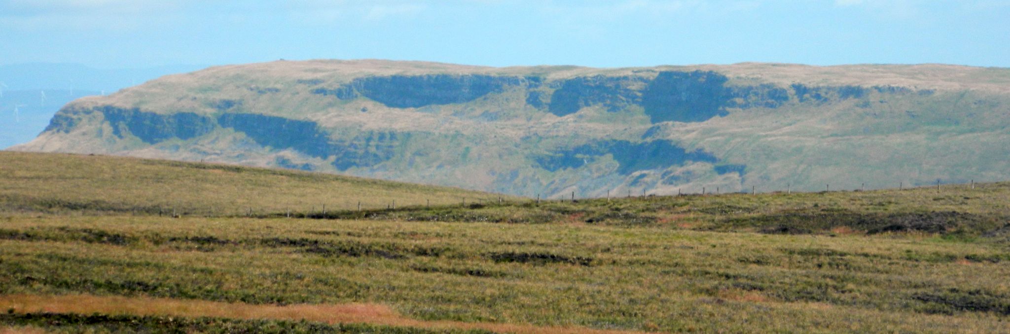 Escarpment of Stronend in the Fintry Hills