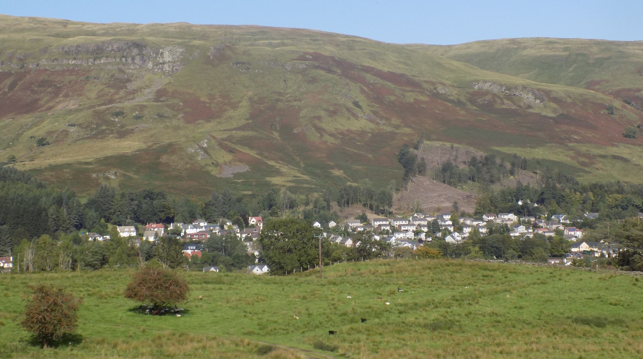 Blanefield beneath the Campsie Fells from Dumbrock Muir