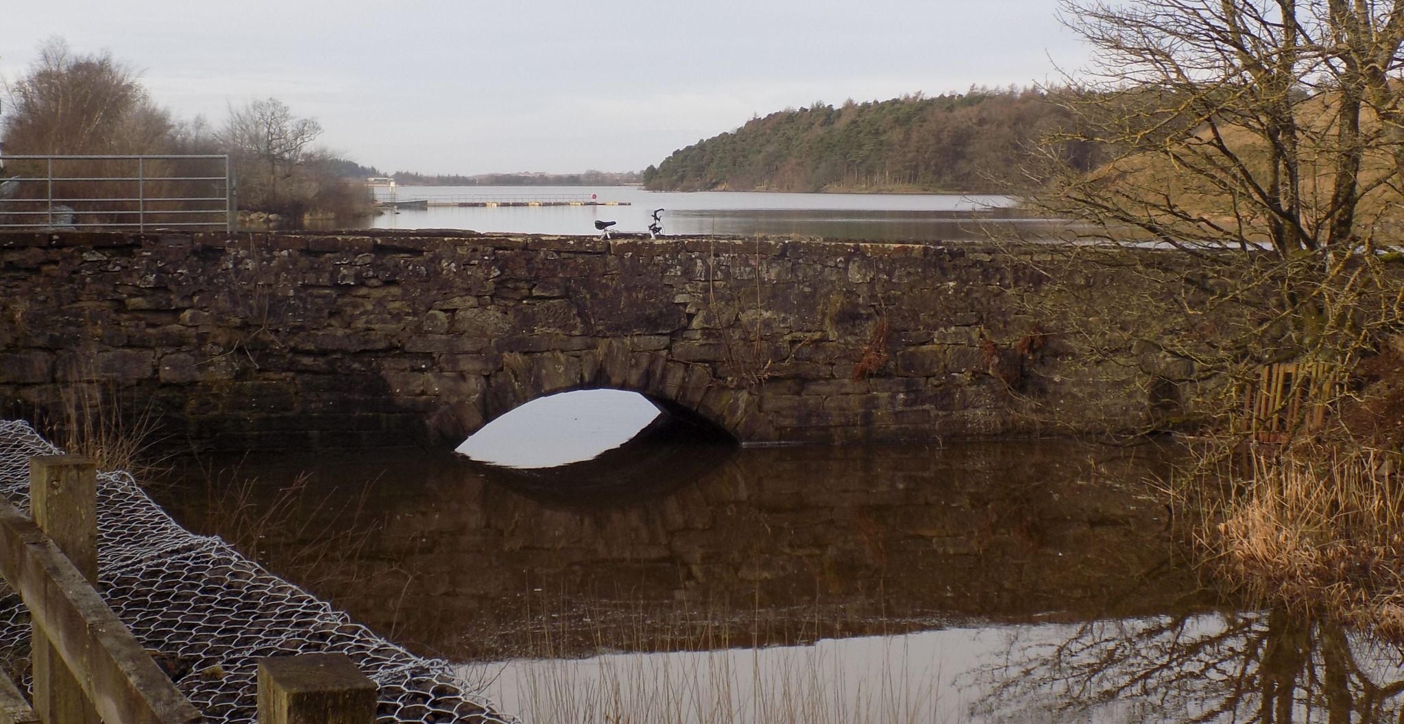 Bridge at end of Hillend Reservoir