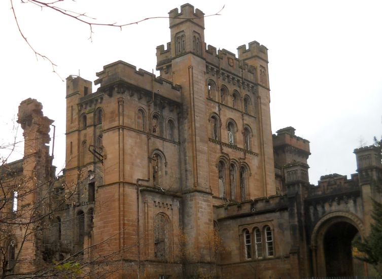 Lennox Castle above Lennoxtown