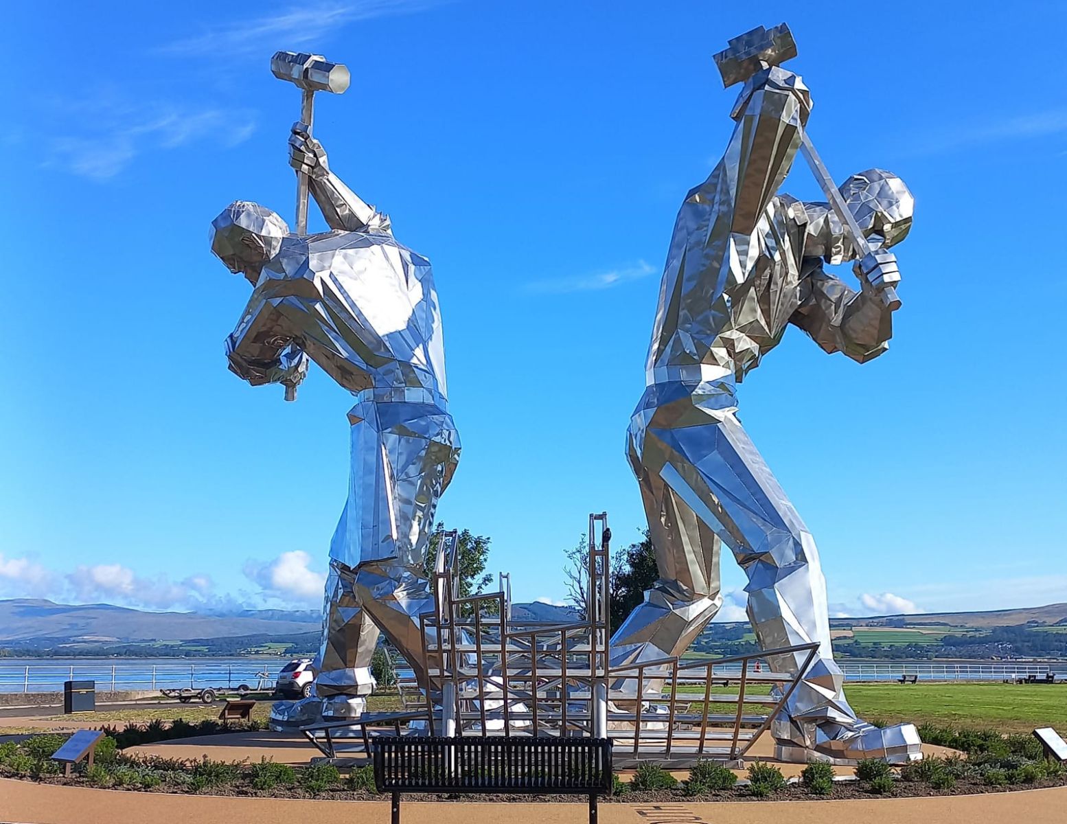 Shipbuilders Scculpture at Port Glasgow