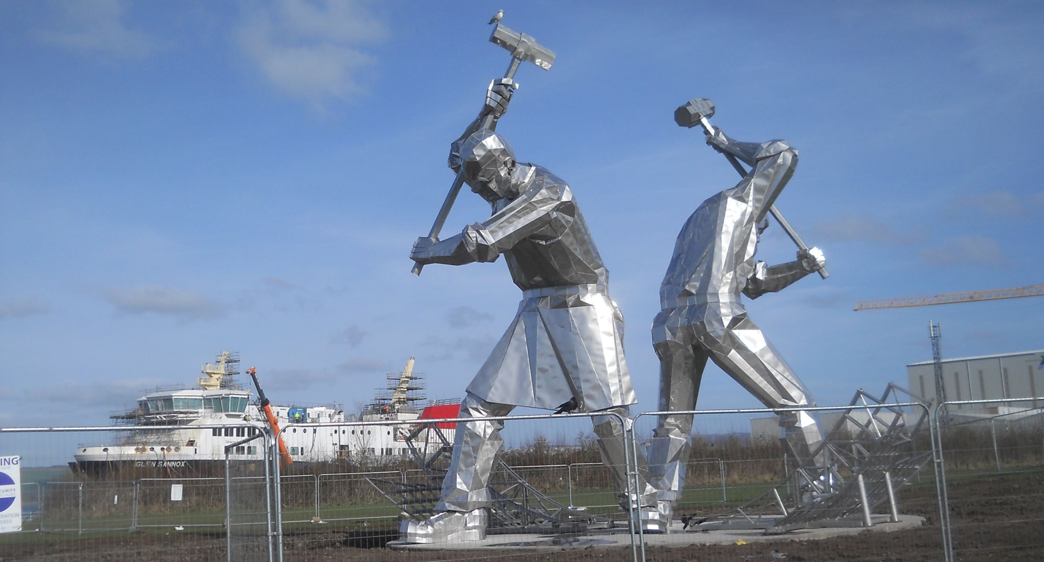 Shipbuilders Scculpture at Port Glasgow