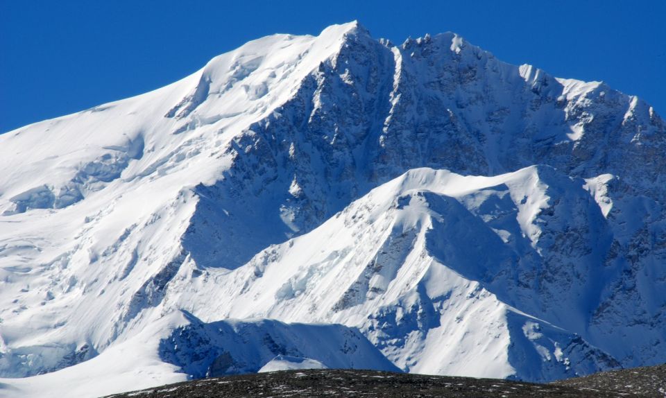 Gosainthan ( Shisha Pangma ) from advanced base camp